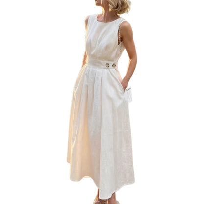 Robe minimaliste élégante sans manches
