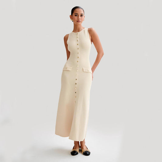 Robe longue en maille boutonnée sans manches