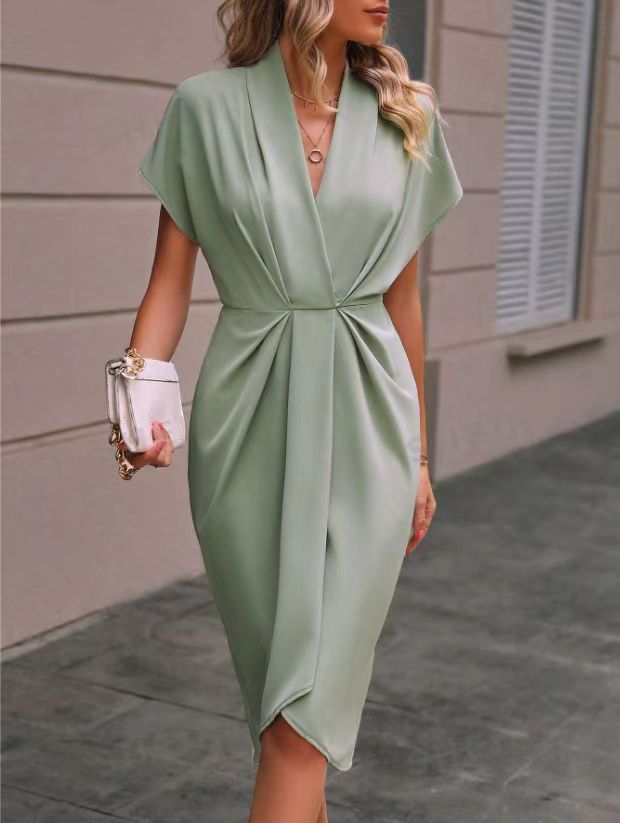 Robe midi drapée à col V