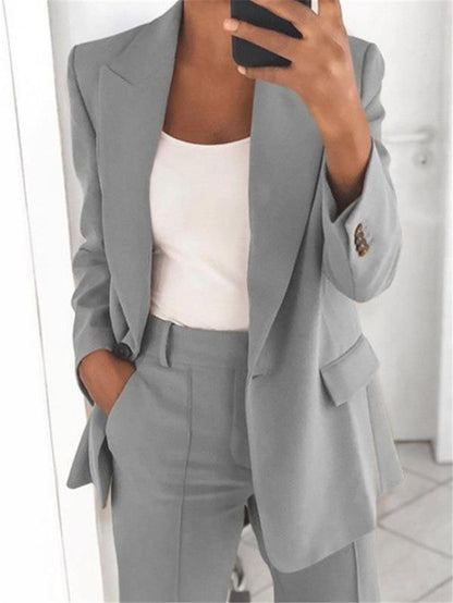 Ensemble blazer chic et pantalon taille haute