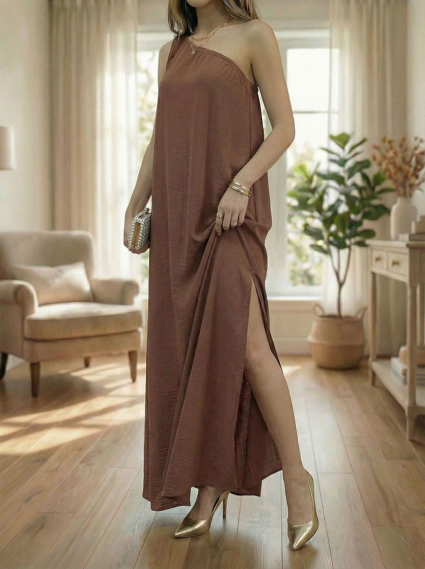 Robe longue asymétrique fendue