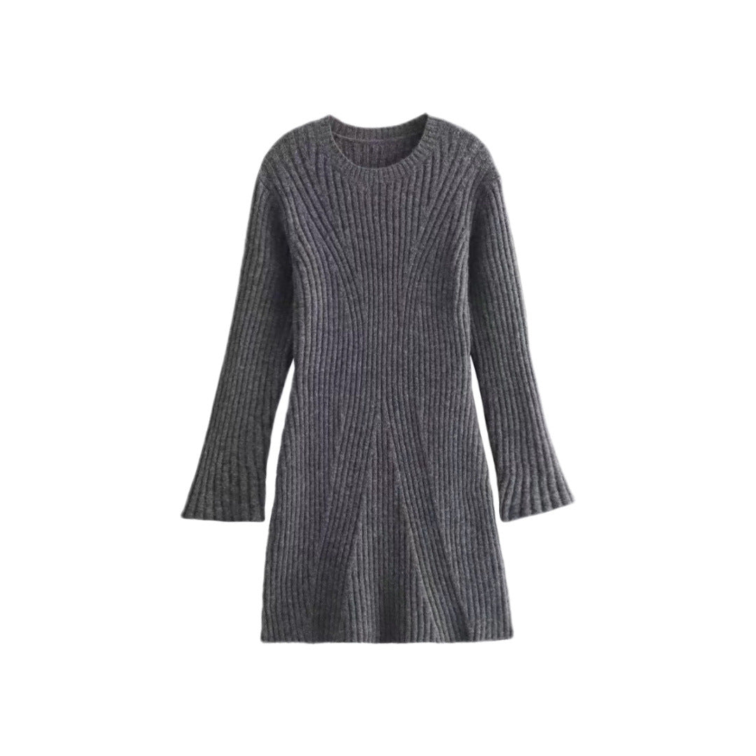 Robe pull côtelée à col montant