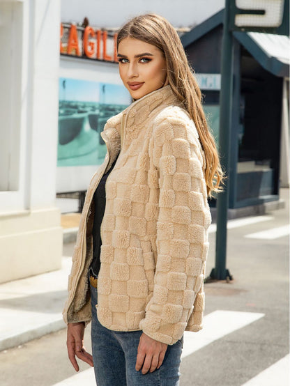 Veste douce matelassée à col montant